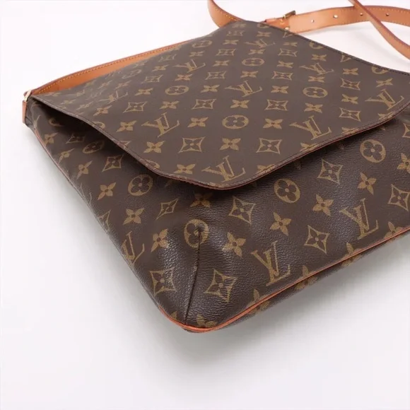 Authentic Louis Vuitton musette GM monogram crossbody bag - Picture 2 of 11